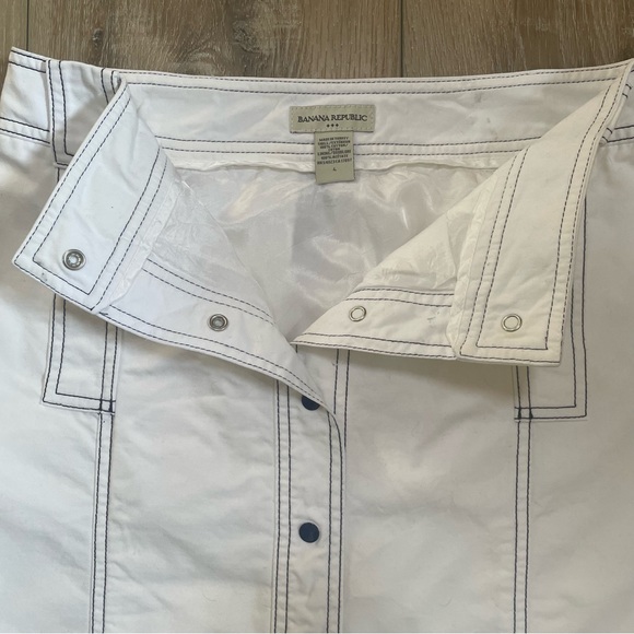 Banana Republic Snap Front Skirt - Picture 6 of 15